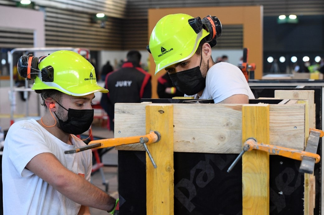 Constructeur en béton armé